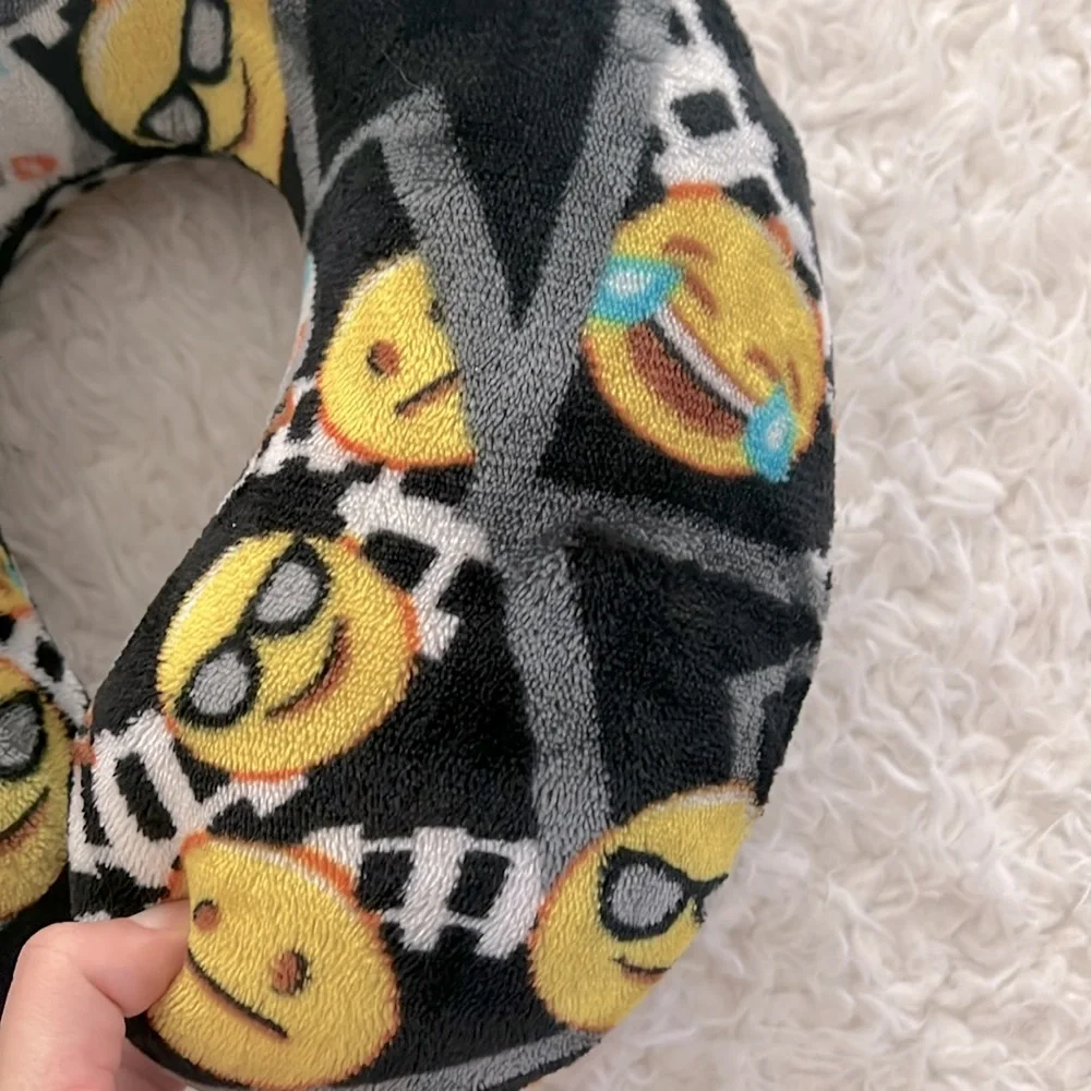 Travel Neck Pillow Kids Emojis